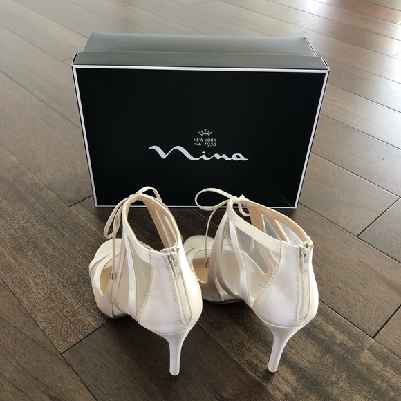 Nina Cherie peep-toe bootie - Picture 4 of 5